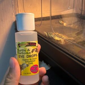 Turtle med turtle and turtoise Eye drops /opens and cleans inflamed eyes